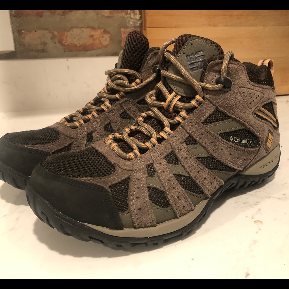 Columbia hiking boots